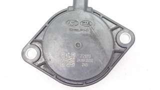 Клапан электромагнитный изменения фаз ГРМ Hyundai Sonata (DN8) 2022г. 243562S000 - Фото 6
