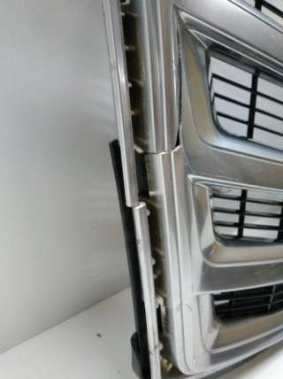Решетка радиатора Cadillac Escalade 4 2014г. 23399558 - Фото 4