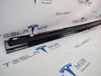 1012217-00 Молдинг (накладка кузовная) правый к Tesla model S Арт 14091_1