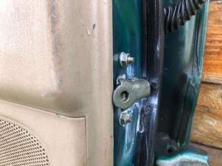 Ограничитель открывания двери задней Subaru Forester SF 1998г.  - Фото 2