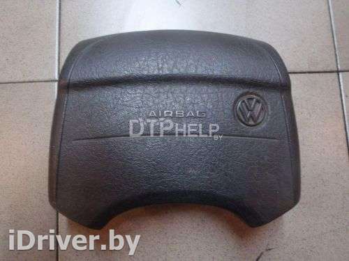 Подушка безопасности в рулевое колесо Volkswagen Transporter T4 1997г.  - Фото 1