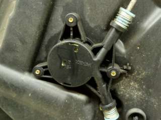 Стеклоподъемник электрический передний левый Mazda 6 1 2003г.  - Фото 5