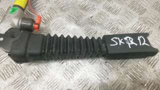  Защелка ремня безопасности к Kia Sorento 2 Арт SKR12U501