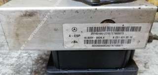 Блок ABS Mercedes ML W164 2008г. A2515452632 - Фото 4