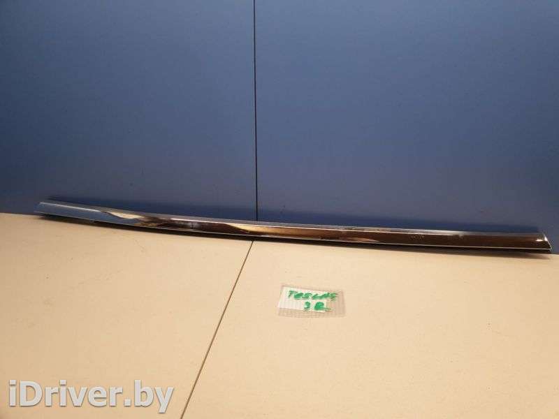 Молдинг стекла задней правой двери Tesla model S 2013г. 109592100C  - Фото 1