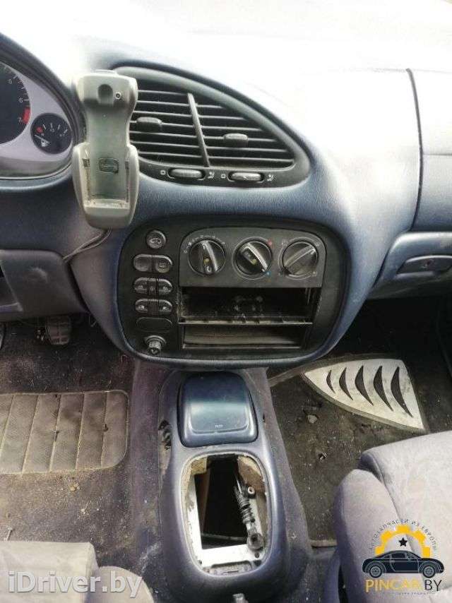 Кнопка подогрева заднего стекла Ford Galaxy 1 1997г.  - Фото 1