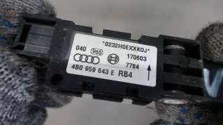 Датчик удара Audi A8 D3 (S8) 2004г. 4B0959643E - Фото 3