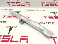 1003617-00-E Распорка стоек к Tesla model S Арт 9899720
