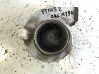 вентилятор охлаждения батареи Toyota Prius 2 2007г.  - Фото 3