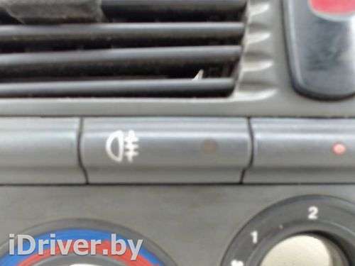 кнопка включения противотуманных фар Fiat Brava 1996г.  - Фото 1