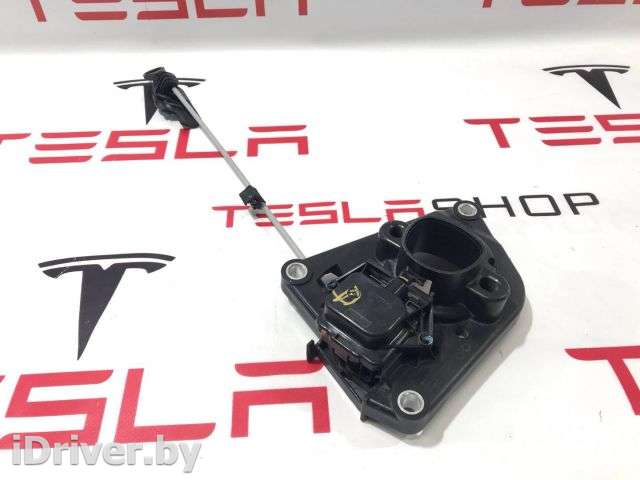 порт зарядный Tesla model S  1455446-00-E,1456886-00-D - Фото 1
