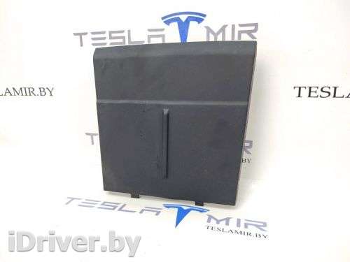 1541234-00 Беспроводное зарядное устройство к Tesla model Y Арт 15303