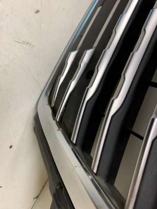 Решетка радиатора Audi Q7 4M 2016г. 4M0853651F - Фото 6