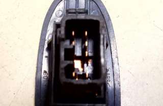 Кнопка стеклоподъемника заднего левого Kia Shuma 1 1998г.  - Фото 3