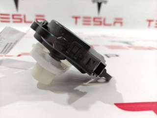 Переключатель отопителя (печки) Tesla model S 2016г. 6008243,1116135-00-B,D267-AP9AA02 - Фото 2