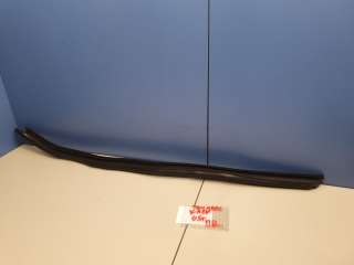 7L0837472B Накладка стекла передней правой двери к Volkswagen Touareg 2 Арт ZAP270544