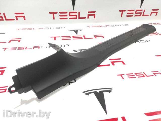 Накладка на порог Tesla model X 2019г. 1035985-00-G,1496499-00-A - Фото 1