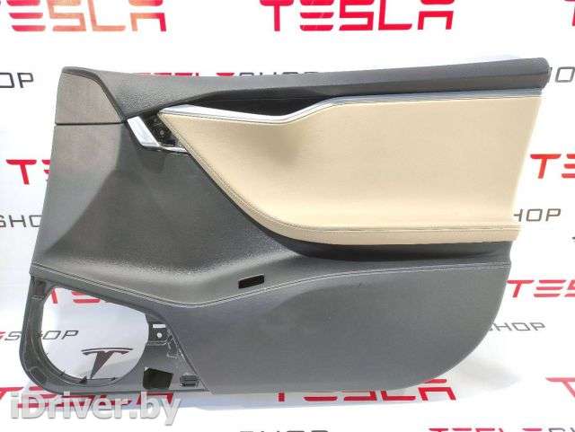 Обшивка двери передней правой (дверная карта) Tesla model S 2015г. 1007912-00-D,1007936-20-K - Фото 1