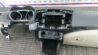 Панель приборов (торпедо) Mitsubishi Outlander 3 2008г. 8000A032XA - Фото 3