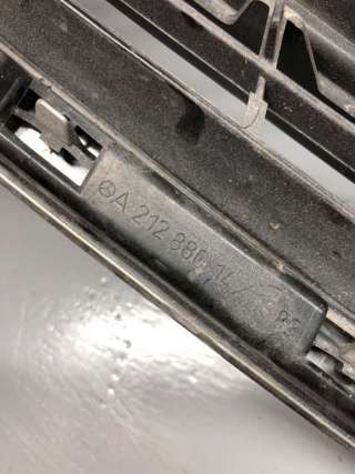 Решетка радиатора Mercedes E W212 2013г. A2128801483 - Фото 3