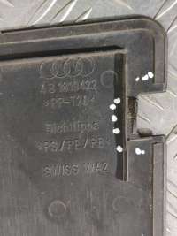 Крышка аккумулятора Audi A6 C5 (S6,RS6) 2000г. 4B1819422 - Фото 3