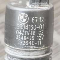 Насос (моторчик) омывателя стекла BMW 5 F10/F11/GT F07 2011г. 6934160 , art405856 - Фото 3