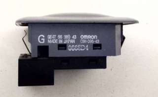 Кнопка стеклоподъемника переднего правого Mazda 323 F 2002г. 6638043,OMRON,C8H-D95-43 - Фото 3