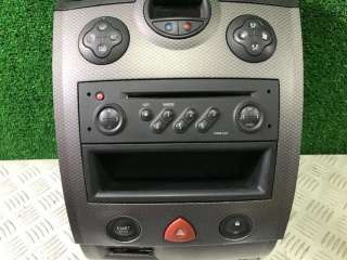 Магнитола (аудио система) Renault Megane 2 2003г. 8200256141TY128 - Фото 2
