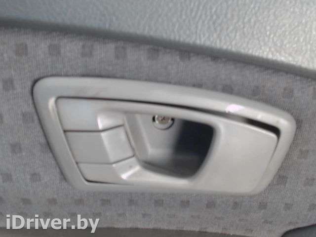 ручка боковой двери внутренняя зад лев Kia Carens 2 2005г.  - Фото 1