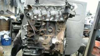 Двигатель  Nissan Almera Tino 2.2 D Дизель, 2000г. YD22  - Фото 2