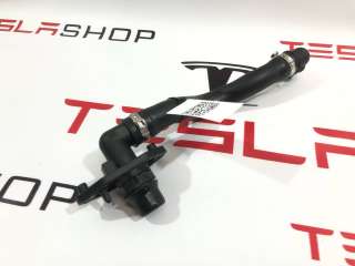 Патрубок (трубопровод, шланг) Tesla model S 2021г. 1135558-16-A,1518920-00-A,1619956-00-A,1619955-00-A - Фото 2