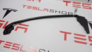 1005420-00-D Уплотнитель к Tesla model S Арт 9882818