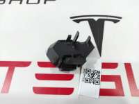 Кронштейн крепления бампера Tesla model S 2017г. 1072913-00-B - Фото 2