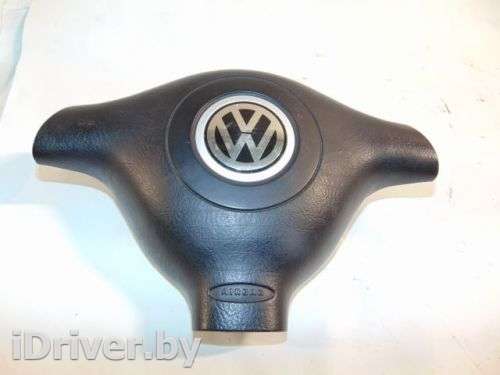 Подушка безопасности в руль Volkswagen Golf 4 1998г. 3B0880201BK - Фото 1