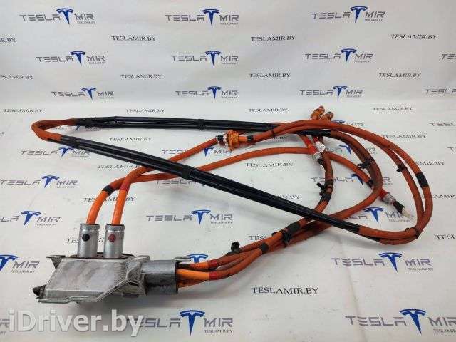Провод высоковольтный Tesla model S 2014г. 1055868-10,1055874-10,1097000-10,1062600-10,1098000-10,1038775-10,1056187-00,1038772-10 - Фото 1
