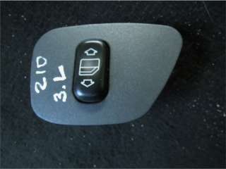  Кнопка стеклоподъемника к Mercedes E W210 Арт 13220