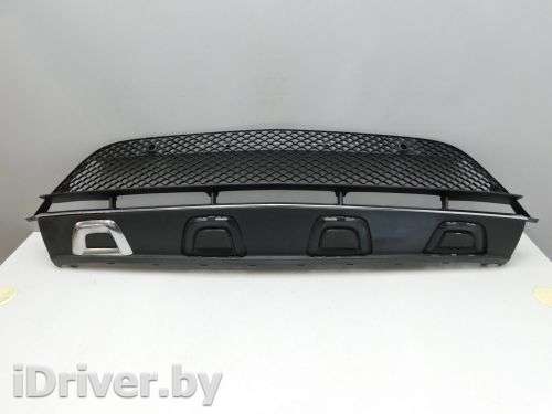 Решетка в бампер центральная Mercedes GLC w253   - Фото 1