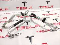 1031670-00-F Трубка охлаждающей жидкости металлическая к Tesla model S Арт 9887529