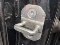 Ответная часть (скоба) замка двери Mercedes ML W164 2007г.  - Фото 3