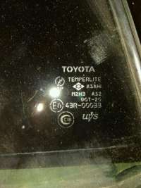 форточка двери Toyota Rav 4 2 2001г. 68124-42070,  68124-42090 - Фото 2