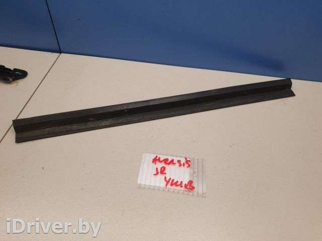 Уплотнитель двери задней правой Toyota Avensis 3 2009г. 6788705020 - Фото 1