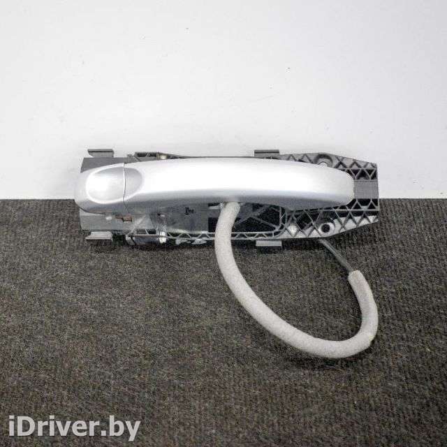 Ручка наружная передняя правая Volkswagen Amarok 2012г. 5N0837017C , art381105 - Фото 1