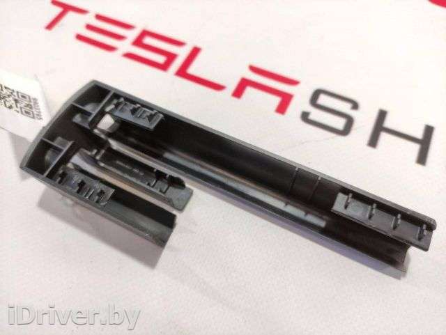 Пластик салазок сиденья Tesla model S 2015г. 1031675-00-A,1008387-00-C - Фото 1