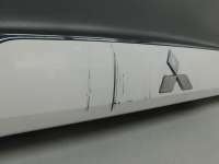 Накладка двери багажника Mitsubishi Outlander 3   - Фото 2