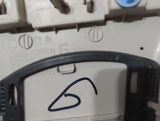 Обшивка стойки передней левой (накладка) Citroen C4 Grand Picasso 2 2014г. 16095796BJ, 9676861277 - Фото 2