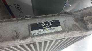 Радиатор интеркулера Toyota Verso 2011г.  - Фото 6