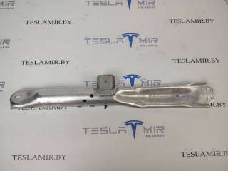Усилитель (распорка) стоек амортизатора левый Tesla model S 2019г. 1064610-00,1057805-00 - Фото 2