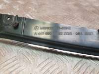 Накладка решетки радиатора верхняя Mercedes Vito W447 2014г. A44788000827F24, A4478800082 - Фото 6