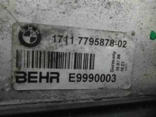 Радиатор интеркулера BMW 5 E60/E61 2007г.  - Фото 6