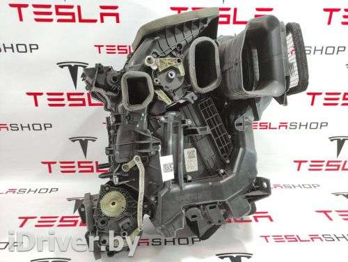 Корпус отопителя (печки) Tesla model Y 2020г. 1494714-99-E,1494714-00-E - Фото 1